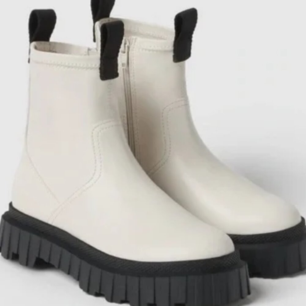 NWT Kids Zara Lug Sole Ankle Boots